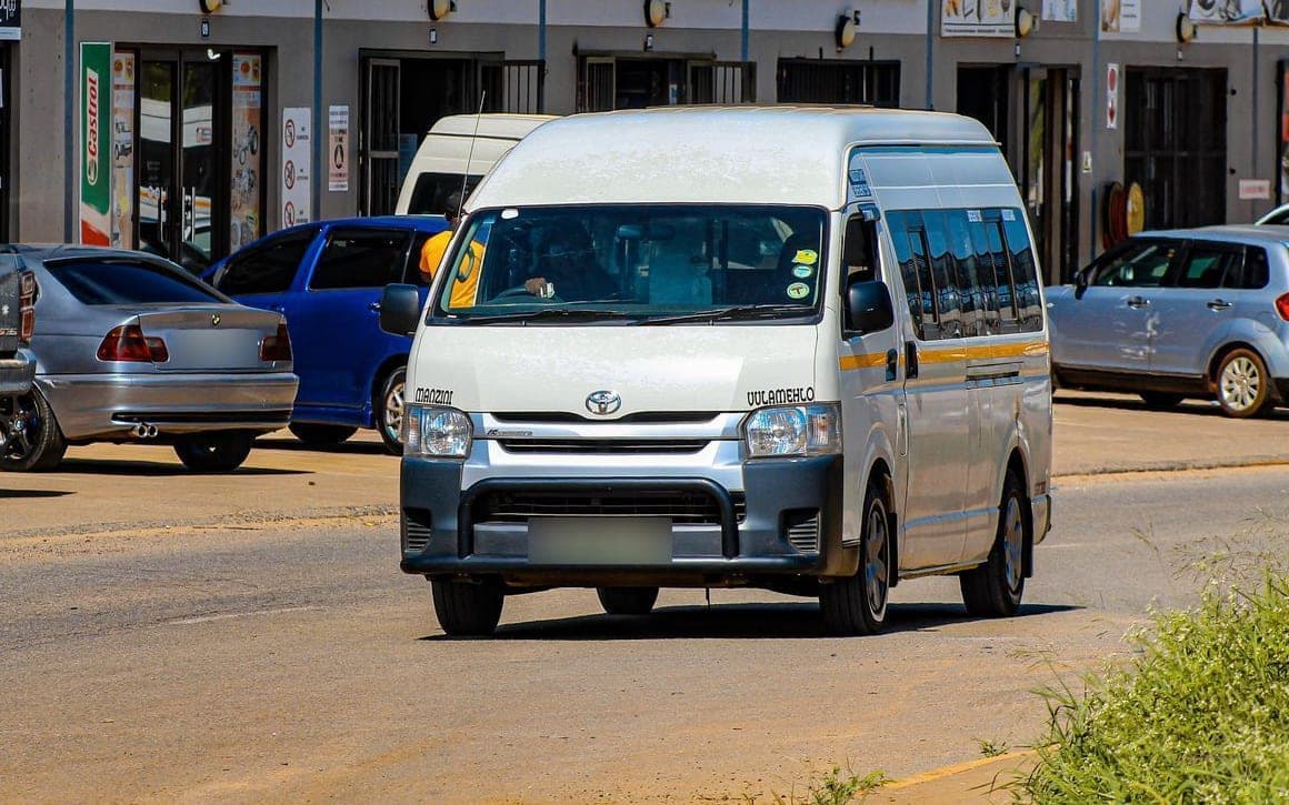 Toyota HiAce 2019